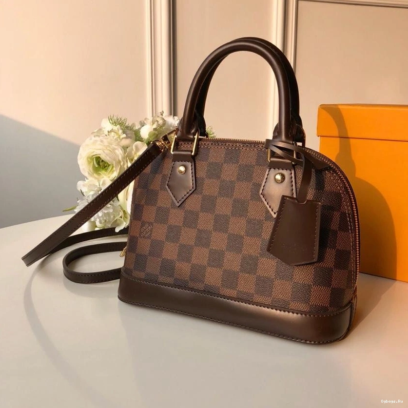 Vuitton BB Louis  ALMA 0428